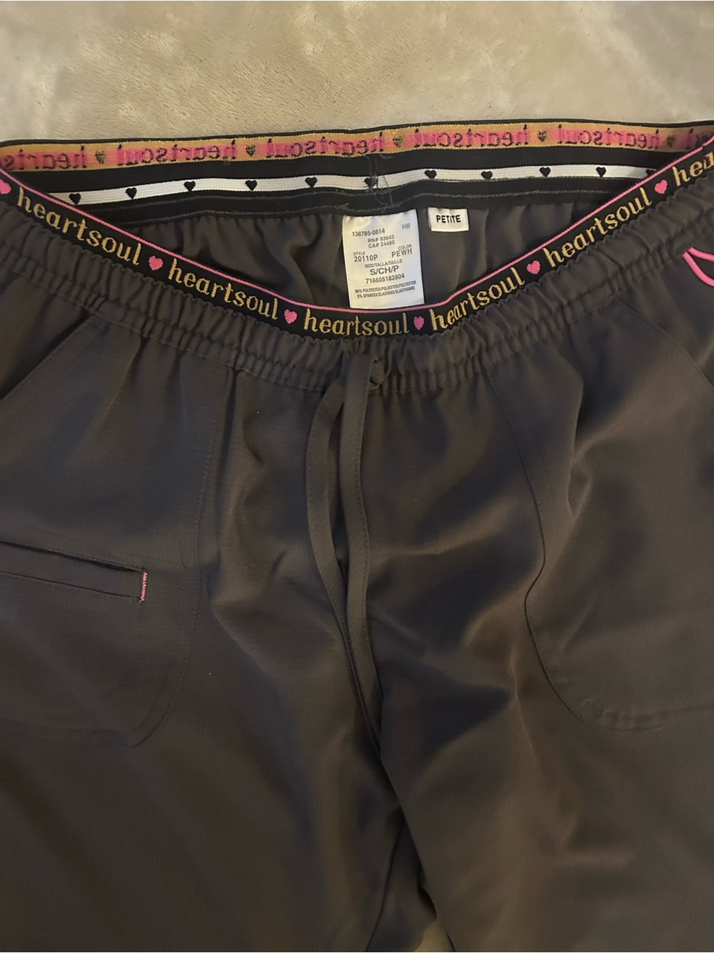 Size PS HeartSoul Women’s Dark Gray Jogger Scrub Pants with Pink Trim